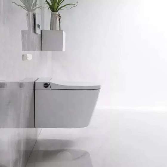 Toilette japonaise suspendue connectée Cobis P-trap LED