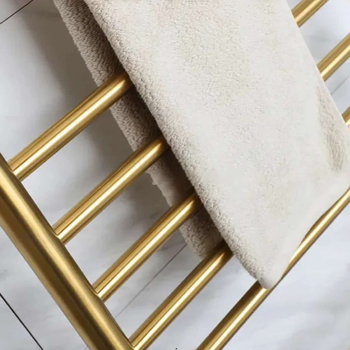 Sèche-serviettes électrique Malaga doré 350W | Design rond