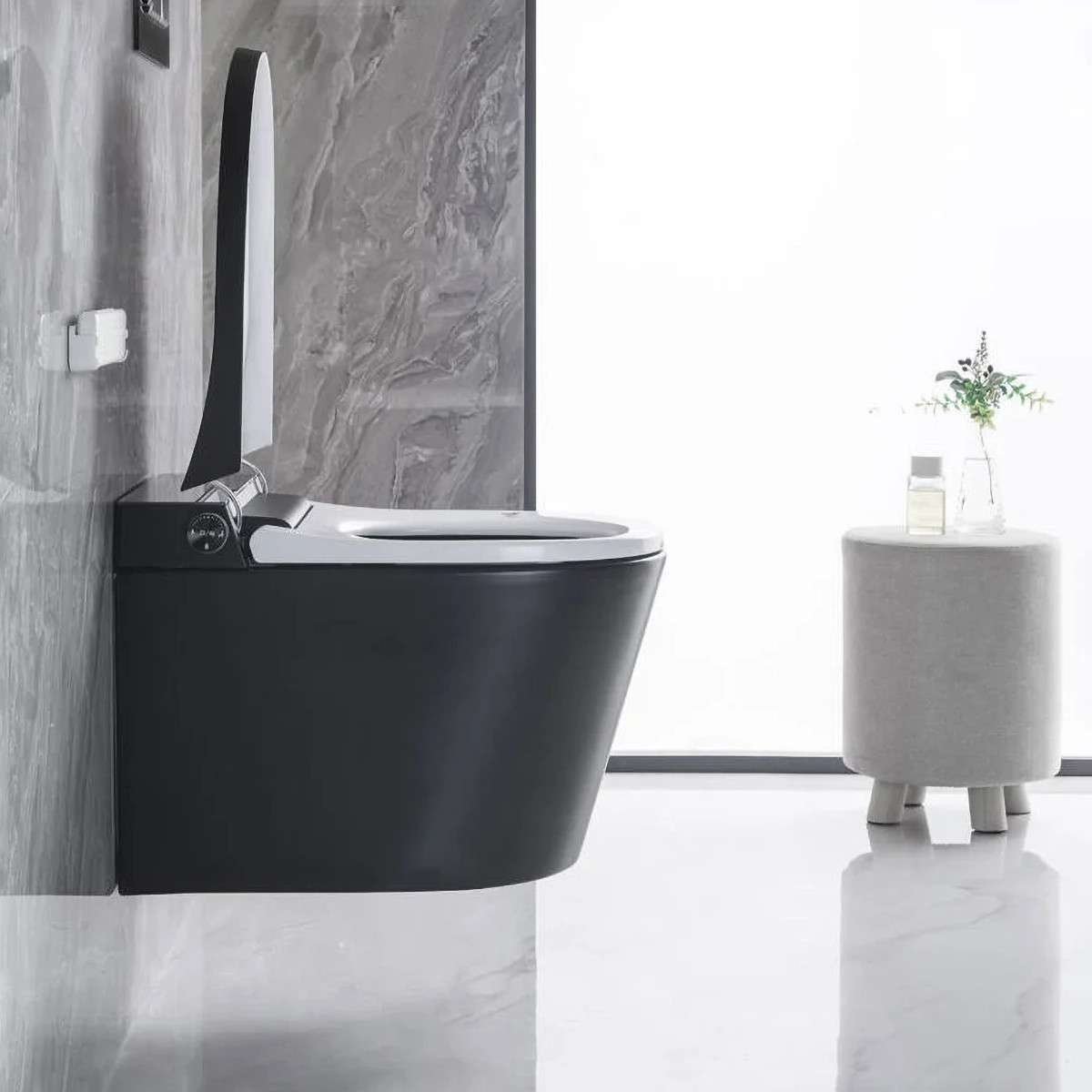 Toilette japonaise noire suspendue sans bride avec bâti