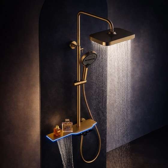 Colonne de douche LED Mexico – Technologie avancée & finition dorée