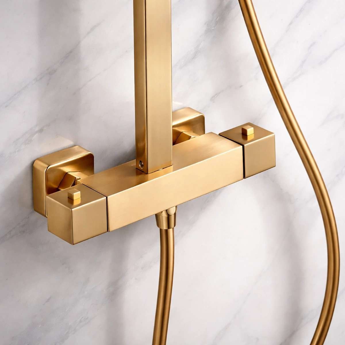 Colonne de douche Wanna dorée – Inox, hauteur réglable