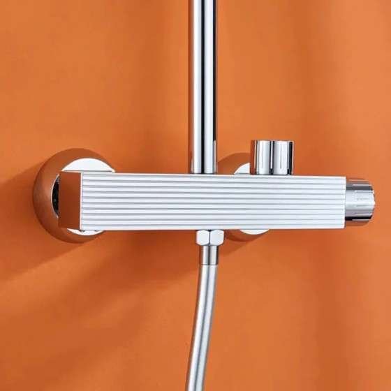 Colonne de douche chromée Atéa – Élégance moderne & confort quotidien