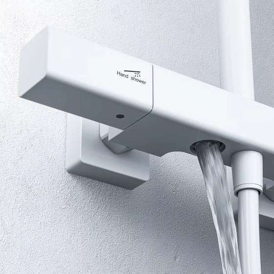 Colonne de douche murale blanche Mismo – 4 fonctions