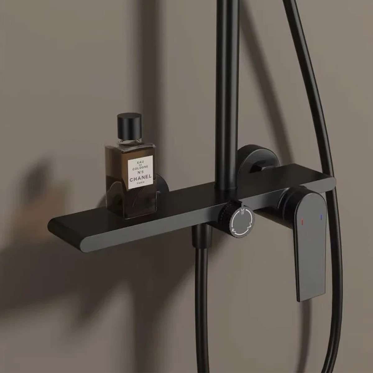 Colonne de douche Divine noire – Design 3 jets, hauteur réglable
