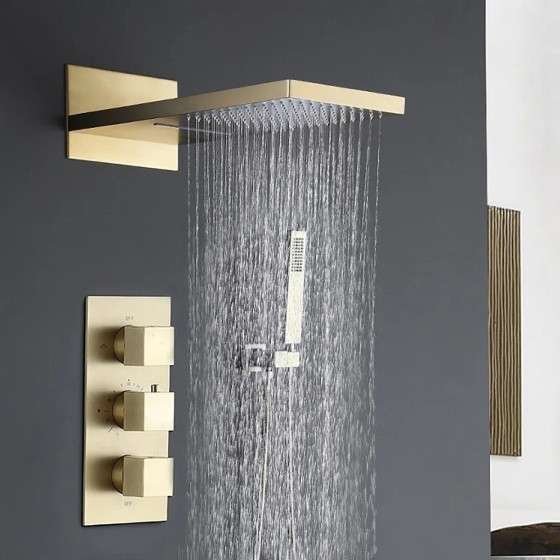 Douche encastrée thermostatique Xirok – pluie, cascade & air injection