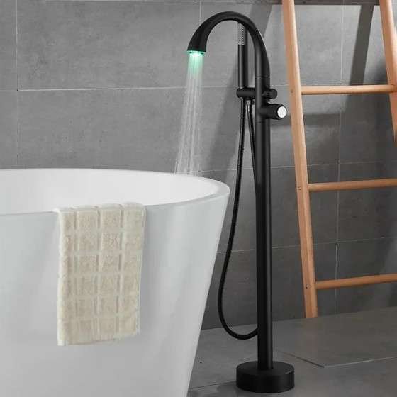 Mitigeur baignoire au sol LED Fusion noir | Design moderne