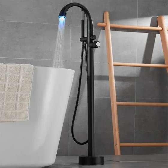 Mitigeur baignoire au sol LED Fusion noir | Design moderne