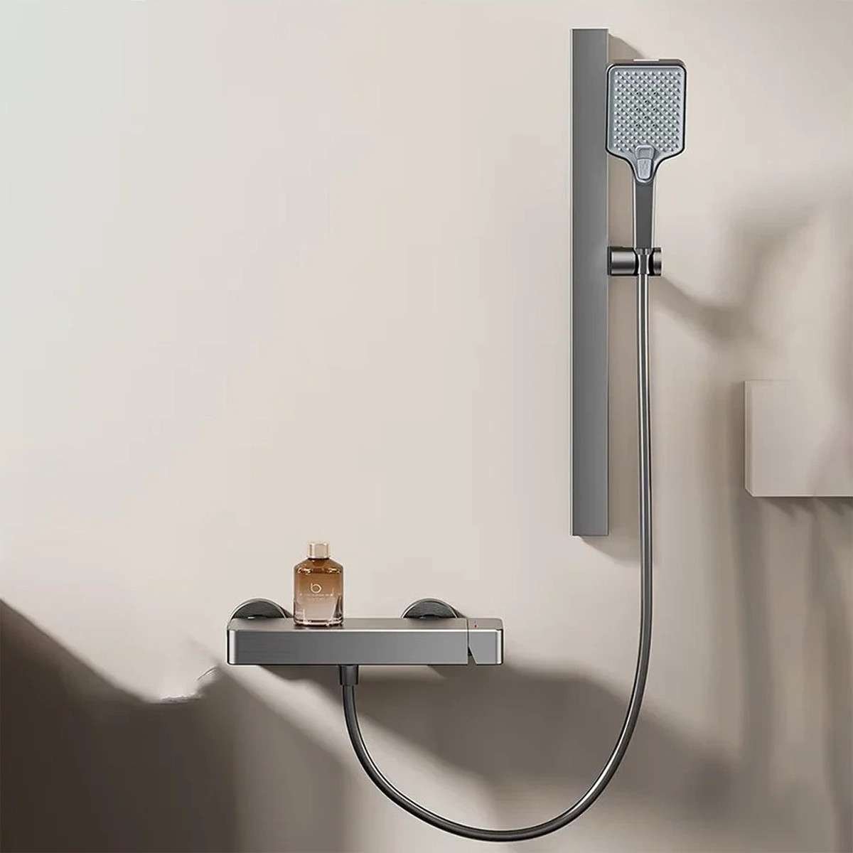 Mitigeur bain-douche Talius noir – Design moderne et 4 fonctions