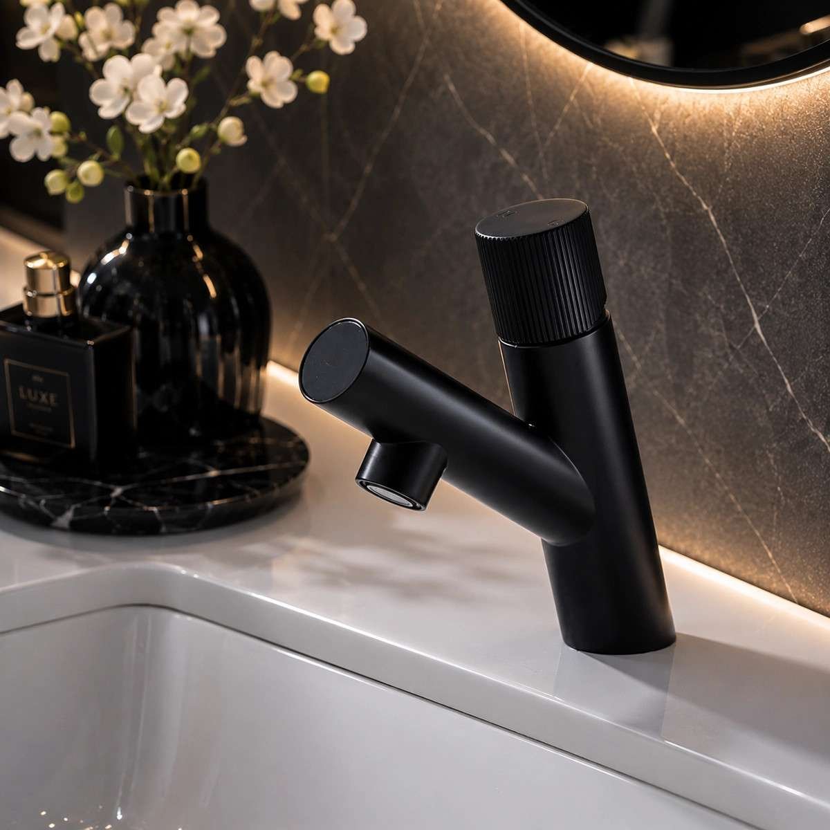 Mitigeur lavabo électronique noir, Iso