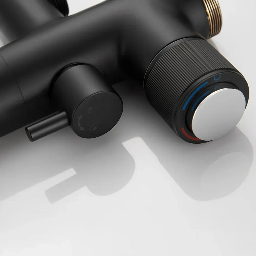 Robinet mitigeur led de baignoire au sol noir, Fusion - category_name - RBI 100492 - shop_name