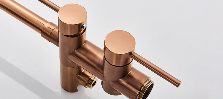 Robinet mitigeur de baignoire au sol or rose, Boléro - lasalledebain-de-cecile.fr